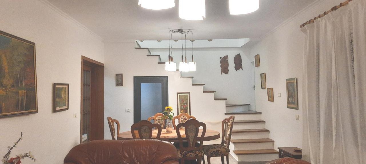 Villa Center Tirana Exterior photo